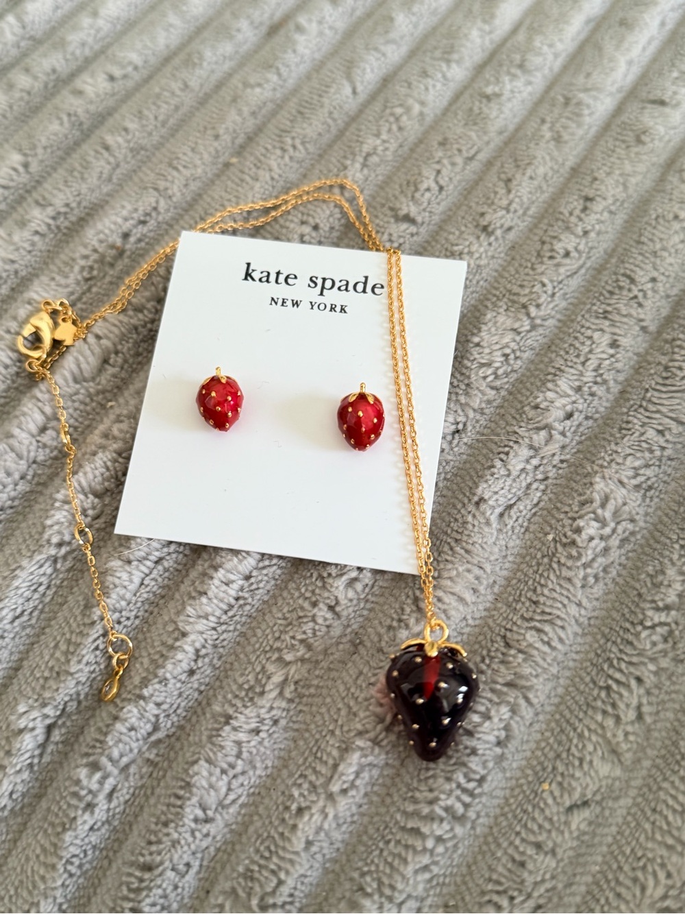 kate spade Red Strawberry earrings & Gold-Tone 🍓 Strawberry Necklace